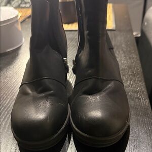 AthleteFit Black Ankle Boots